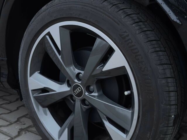 Черный Ауди Другая, объемом двигателя 0 л и пробегом 3 тыс. км за 36000 $, фото 4 на Automoto.ua