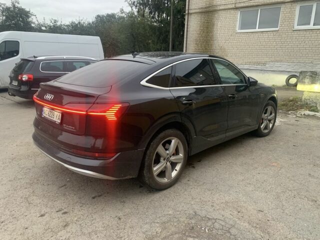 Черный Ауди Другая, объемом двигателя 0 л и пробегом 131 тыс. км за 33990 $, фото 3 на Automoto.ua