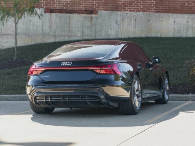 Черный Ауди Другая, объемом двигателя 0 л и пробегом 12 тыс. км за 26100 $, фото 4 на Automoto.ua