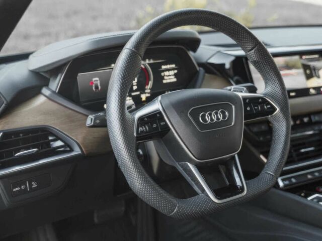 Черный Ауди Другая, объемом двигателя 0 л и пробегом 12 тыс. км за 26100 $, фото 7 на Automoto.ua