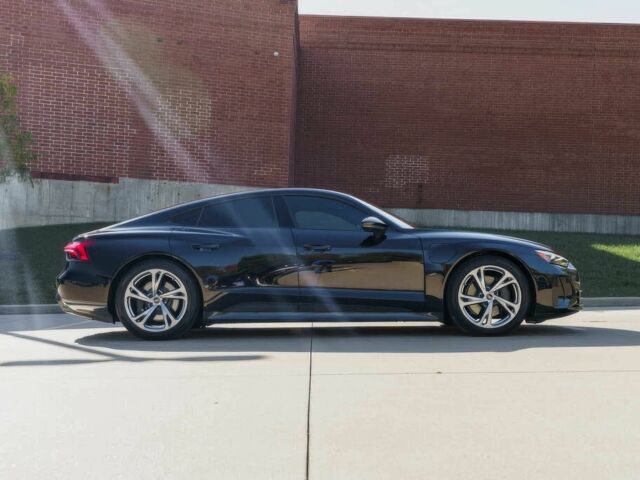 Черный Ауди Другая, объемом двигателя 0 л и пробегом 12 тыс. км за 26100 $, фото 3 на Automoto.ua