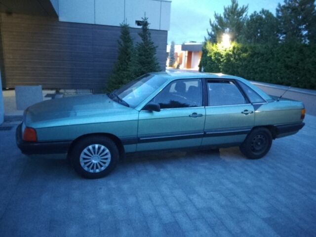 Червоний Ауді Інша, об'ємом двигуна 0 л та пробігом 3 тис. км за 1000 $, фото 1 на Automoto.ua