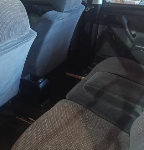 Красный Ауди Другая, объемом двигателя 0 л и пробегом 111 тыс. км за 1350 $, фото 4 на Automoto.ua