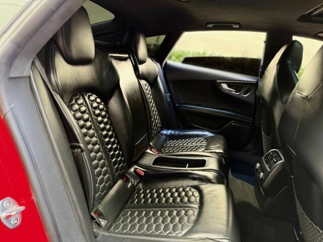 Красный Ауди Другая, объемом двигателя 4 л и пробегом 77 тыс. км за 12000 $, фото 8 на Automoto.ua