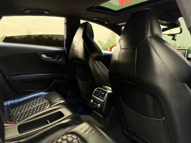 Красный Ауди Другая, объемом двигателя 4 л и пробегом 79 тыс. км за 27500 $, фото 9 на Automoto.ua