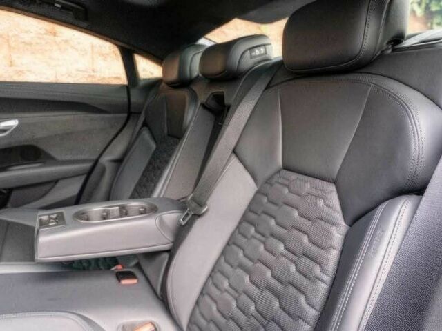 Красный Ауди Другая, объемом двигателя 0 л и пробегом 29 тыс. км за 20000 $, фото 12 на Automoto.ua