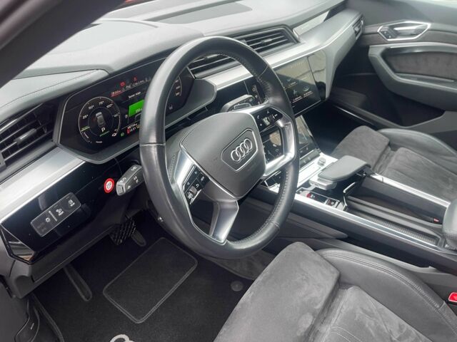 Красный Ауди Другая, объемом двигателя 0 л и пробегом 68 тыс. км за 34143 $, фото 22 на Automoto.ua