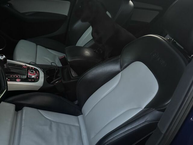 Ауді Інша, об'ємом двигуна 3 л та пробігом 1 тис. км за 21000 $, фото 4 на Automoto.ua