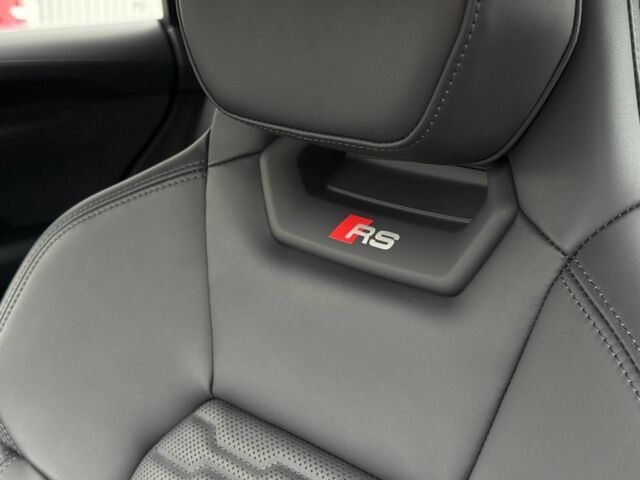 Сірий Ауді Інша, об'ємом двигуна 0 л та пробігом 7 тис. км за 78000 $, фото 11 на Automoto.ua