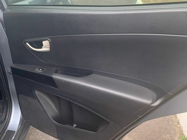 Серый Ауди Другая, объемом двигателя 2 л и пробегом 176 тыс. км за 9000 $, фото 10 на Automoto.ua