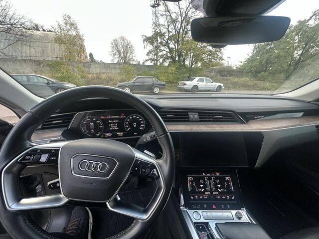 Серый Ауди Другая, объемом двигателя 0 л и пробегом 148 тыс. км за 29000 $, фото 8 на Automoto.ua