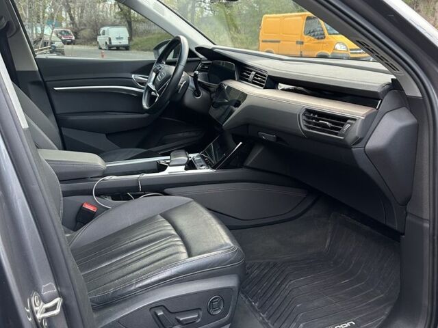 Серый Ауди Другая, объемом двигателя 0 л и пробегом 148 тыс. км за 29000 $, фото 6 на Automoto.ua