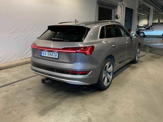 Серый Ауди Другая, объемом двигателя 0 л и пробегом 142 тыс. км за 32000 $, фото 1 на Automoto.ua