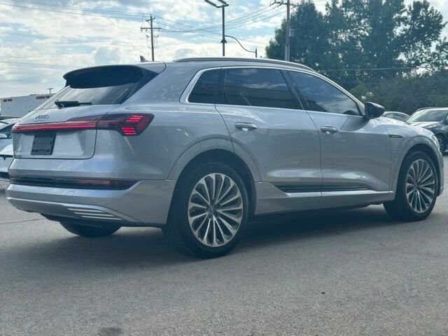 Серый Ауди Другая, объемом двигателя 0 л и пробегом 40 тыс. км за 12500 $, фото 7 на Automoto.ua