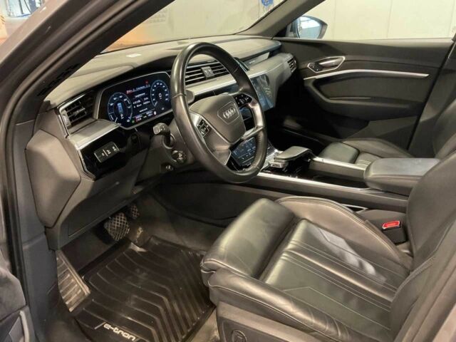 Серый Ауди Другая, объемом двигателя 0 л и пробегом 142 тыс. км за 32000 $, фото 3 на Automoto.ua