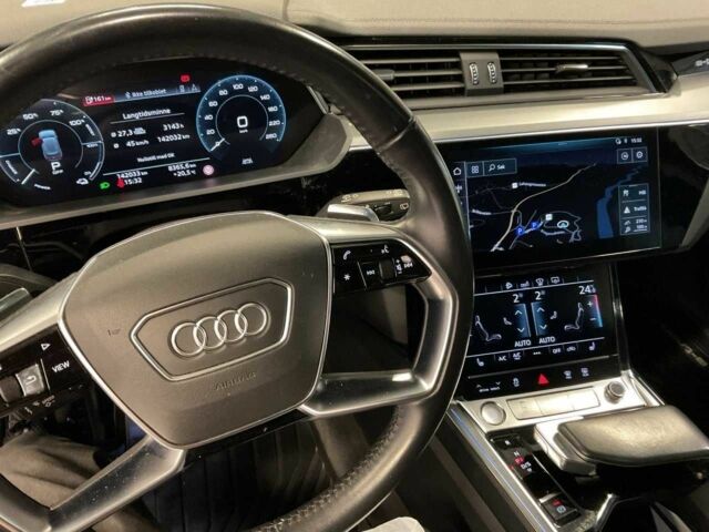 Серый Ауди Другая, объемом двигателя 0 л и пробегом 142 тыс. км за 32000 $, фото 4 на Automoto.ua