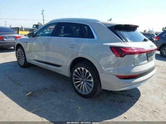 Серый Ауди Другая, объемом двигателя 0 л и пробегом 86 тыс. км за 24700 $, фото 1 на Automoto.ua