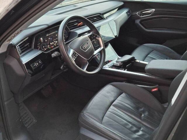 Серый Ауди Другая, объемом двигателя 0 л и пробегом 63 тыс. км за 26900 $, фото 9 на Automoto.ua