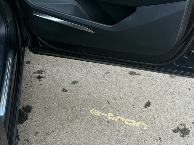 Серый Ауди Другая, объемом двигателя 0 л и пробегом 81 тыс. км за 34800 $, фото 20 на Automoto.ua