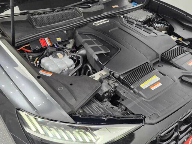 Серый Ауди Другая, объемом двигателя 3 л и пробегом 32 тыс. км за 54000 $, фото 4 на Automoto.ua