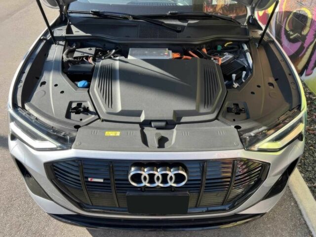 Серый Ауди Другая, объемом двигателя 0 л и пробегом 13 тыс. км за 23100 $, фото 20 на Automoto.ua