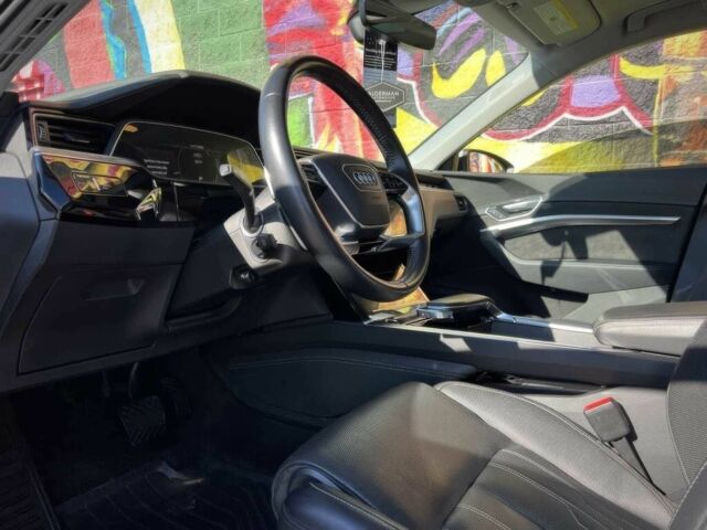 Серый Ауди Другая, объемом двигателя 0 л и пробегом 13 тыс. км за 23100 $, фото 7 на Automoto.ua