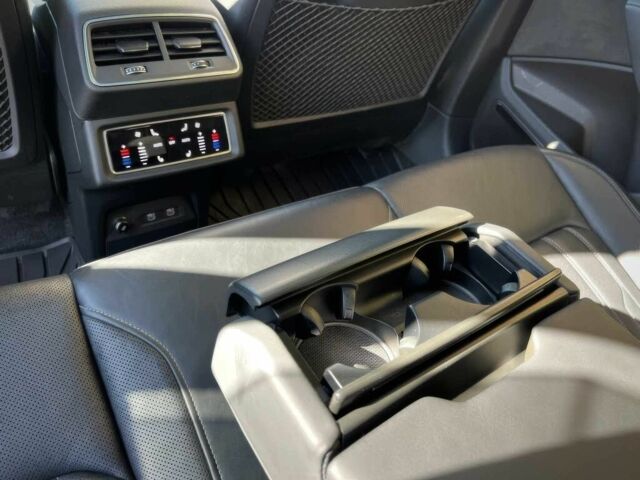 Серый Ауди Другая, объемом двигателя 0 л и пробегом 13 тыс. км за 23100 $, фото 10 на Automoto.ua