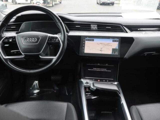 Серый Ауди Другая, объемом двигателя 0 л и пробегом 24 тыс. км за 38000 $, фото 8 на Automoto.ua