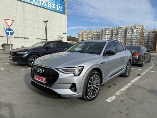 Серый Ауди Другая, объемом двигателя 0 л и пробегом 32 тыс. км за 41990 $, фото 4 на Automoto.ua