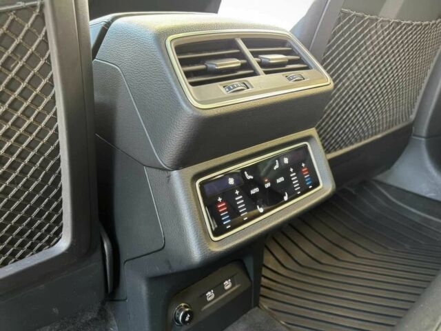 Серый Ауди Другая, объемом двигателя 0 л и пробегом 13 тыс. км за 23100 $, фото 16 на Automoto.ua