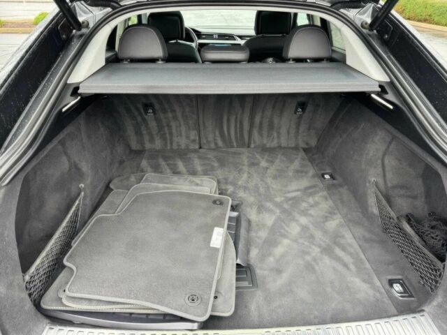 Серый Ауди Другая, объемом двигателя 0 л и пробегом 16 тыс. км за 21200 $, фото 14 на Automoto.ua