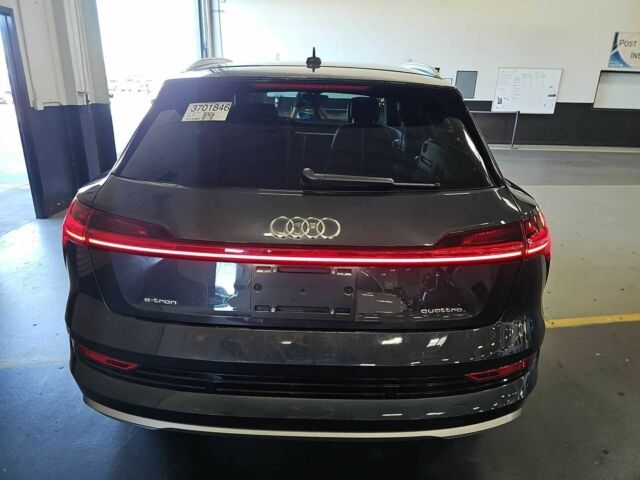 Серый Ауди Другая, объемом двигателя 0 л и пробегом 86 тыс. км за 25000 $, фото 7 на Automoto.ua