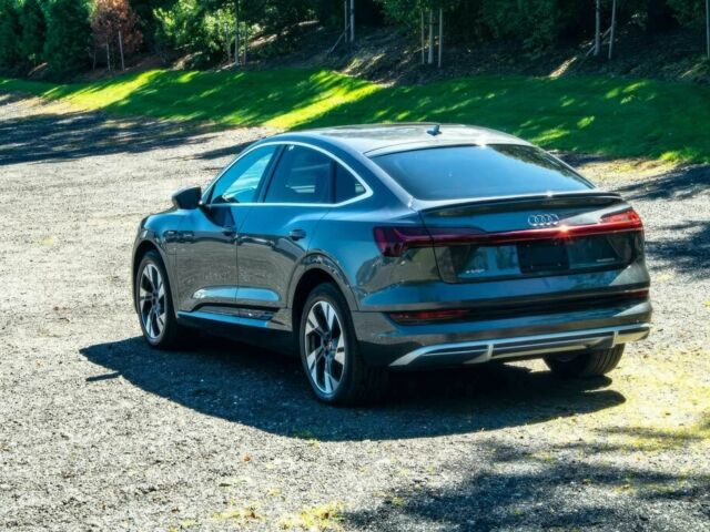 Серый Ауди Другая, объемом двигателя 0 л и пробегом 13 тыс. км за 31200 $, фото 7 на Automoto.ua