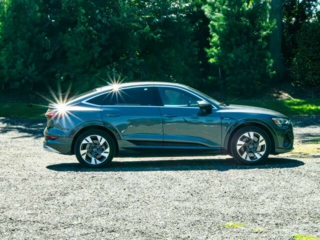 Серый Ауди Другая, объемом двигателя 0 л и пробегом 13 тыс. км за 31200 $, фото 4 на Automoto.ua