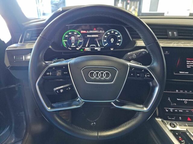 Серый Ауди Другая, объемом двигателя 0 л и пробегом 86 тыс. км за 25000 $, фото 2 на Automoto.ua