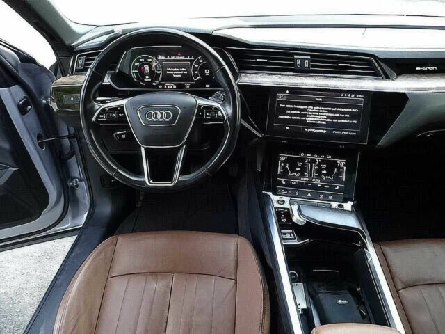 Серый Ауди Другая, объемом двигателя 0 л и пробегом 29 тыс. км за 23000 $, фото 7 на Automoto.ua