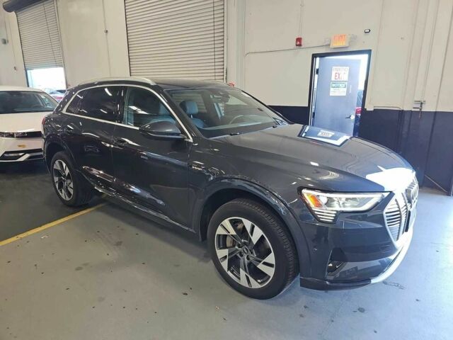 Серый Ауди Другая, объемом двигателя 0 л и пробегом 86 тыс. км за 25000 $, фото 6 на Automoto.ua