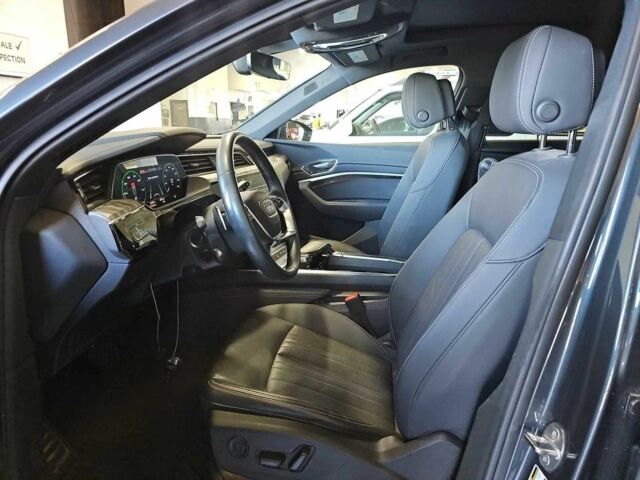 Серый Ауди Другая, объемом двигателя 0 л и пробегом 86 тыс. км за 25000 $, фото 8 на Automoto.ua