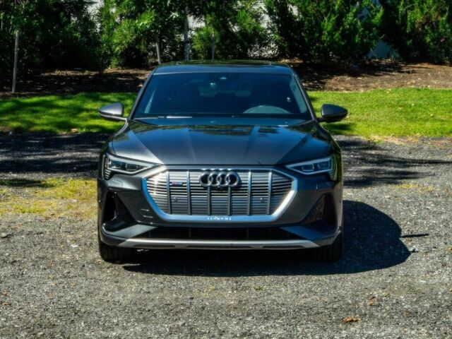 Серый Ауди Другая, объемом двигателя 0 л и пробегом 13 тыс. км за 31200 $, фото 1 на Automoto.ua