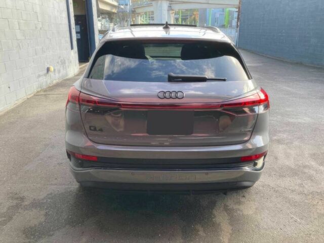 Серый Ауди Другая, объемом двигателя 0 л и пробегом 27 тыс. км за 22000 $, фото 4 на Automoto.ua