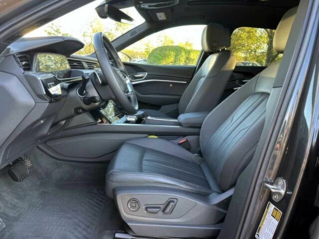 Сірий Ауді Інша, об'ємом двигуна 0 л та пробігом 18 тис. км за 20000 $, фото 9 на Automoto.ua