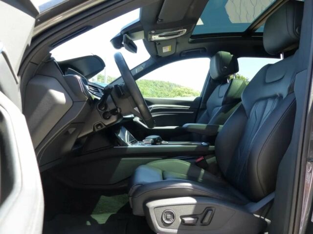 Серый Ауди Другая, объемом двигателя 0 л и пробегом 17 тыс. км за 31200 $, фото 7 на Automoto.ua