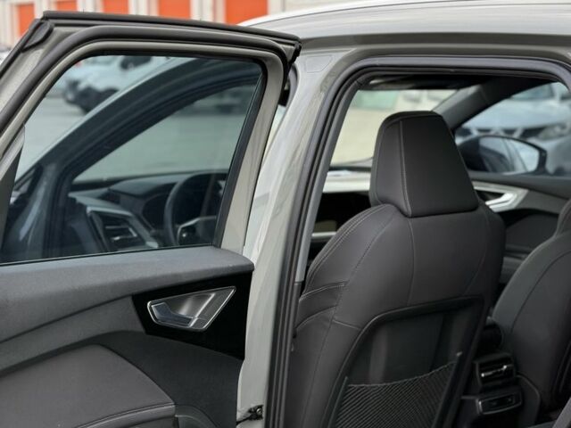 Серый Ауди Другая, объемом двигателя 1 л и пробегом 35 тыс. км за 25000 $, фото 7 на Automoto.ua