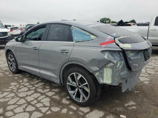 Сірий Ауді Інша, об'ємом двигуна 0 л та пробігом 1 тис. км за 18000 $, фото 1 на Automoto.ua