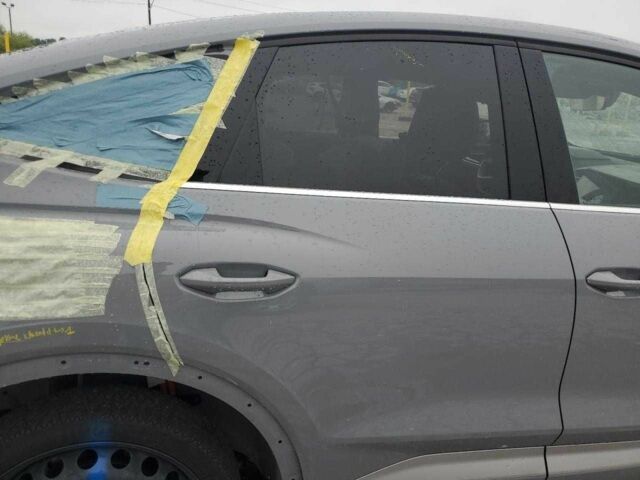 Сірий Ауді Інша, об'ємом двигуна 0 л та пробігом 1 тис. км за 18000 $, фото 9 на Automoto.ua