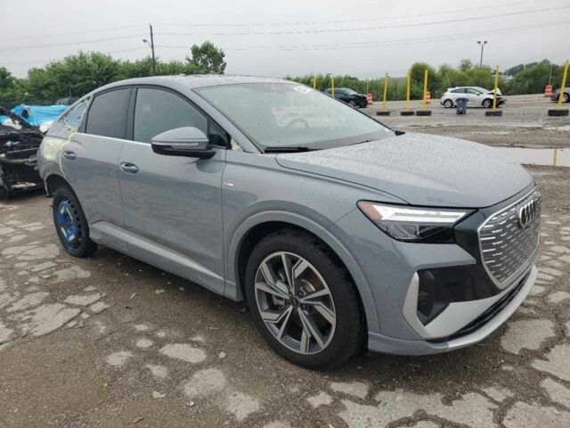 Сірий Ауді Інша, об'ємом двигуна 0 л та пробігом 1 тис. км за 18000 $, фото 3 на Automoto.ua