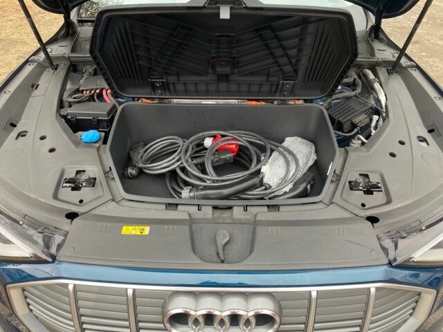 Синий Ауди Другая, объемом двигателя 0 л и пробегом 33 тыс. км за 30800 $, фото 13 на Automoto.ua