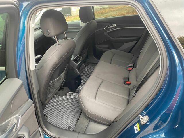 Синий Ауди Другая, объемом двигателя 0 л и пробегом 33 тыс. км за 30800 $, фото 15 на Automoto.ua