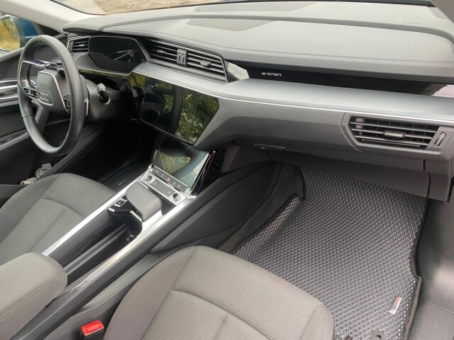 Синий Ауди Другая, объемом двигателя 0 л и пробегом 33 тыс. км за 30800 $, фото 14 на Automoto.ua