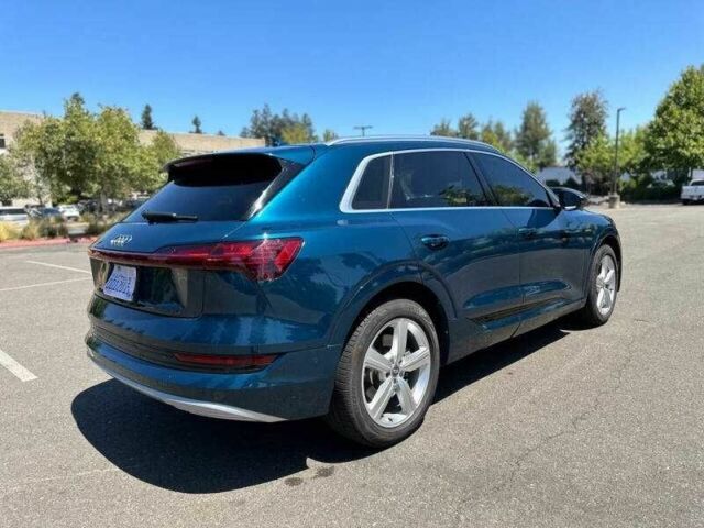 Синий Ауди Другая, объемом двигателя 0 л и пробегом 38 тыс. км за 15000 $, фото 4 на Automoto.ua